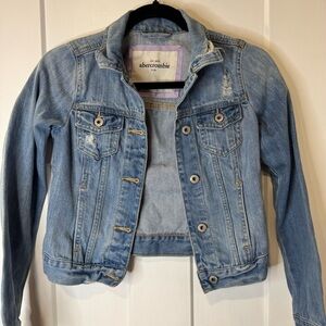 Abercrombie Kids Distressed Denim Jacket size XL